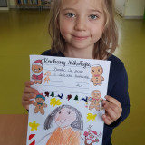 Starszaki piszą listy do Świętego Mikołaja