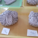 Wielkanocne warsztaty lepienia z gliny